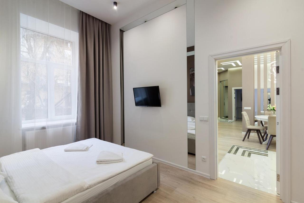 Royal Stylish Apartment In The Old City ลวีฟ ภายนอก รูปภาพ