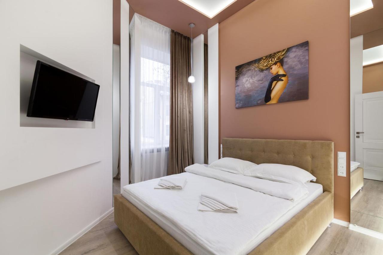 Royal Stylish Apartment In The Old City ลวีฟ ภายนอก รูปภาพ